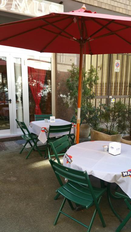 Domus Hotel Alessandria Exterior foto
